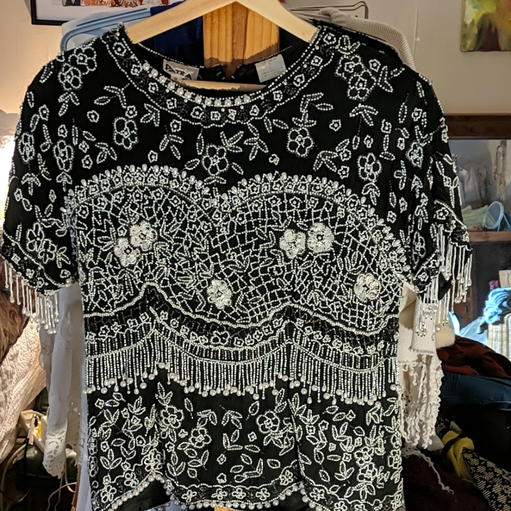 Vintage black and white sequins top 100% pure silk